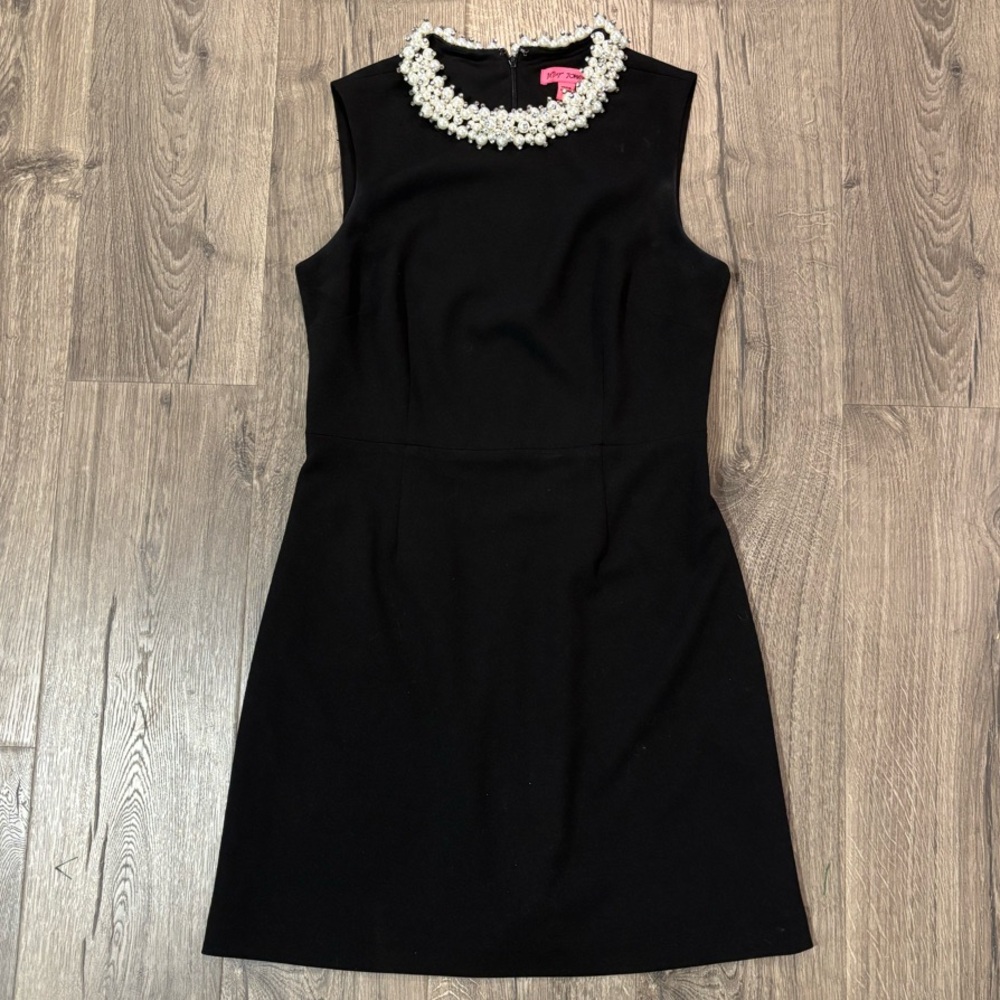 Betsey Johnson Elegant Black Sleeveless Dress with Pearl Accent